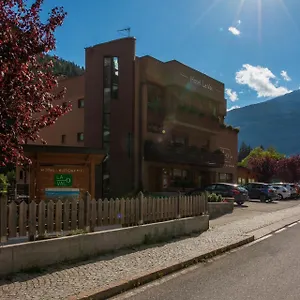 ** Hotel La Val Italien